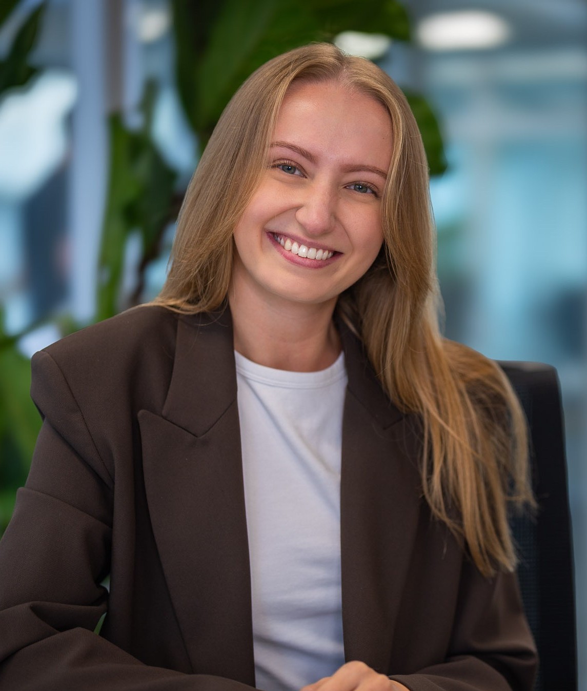 Ms Bianca Kläring