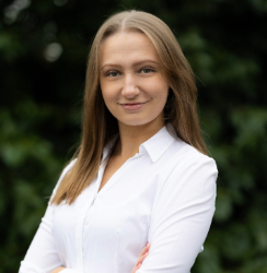 Frau Bianca Kläring